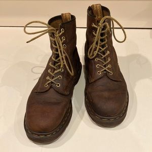 Vintage Made in England Dr Martens 1460